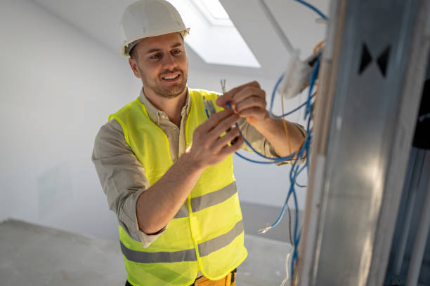 Best Affordable Emergency Electrician  in Chillicothe, MO